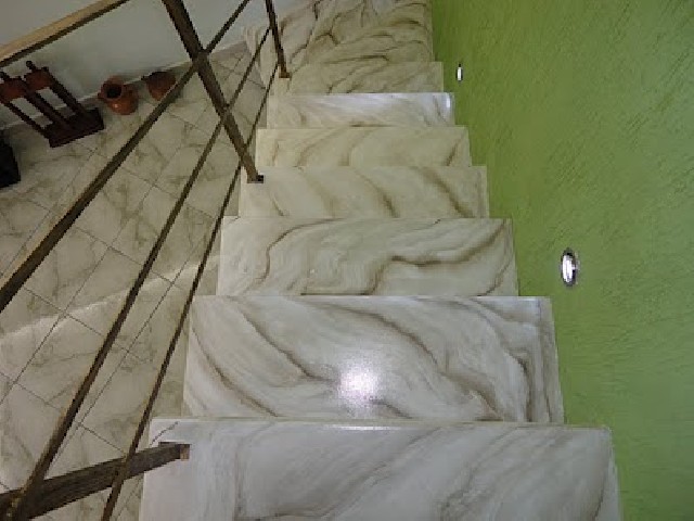 Escadas marmorizadas em promoção